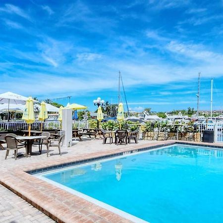 Waterfront, Pool, Tiki Bar & Grill, Gym, Location! Leilighet Sarasota Eksteriør bilde