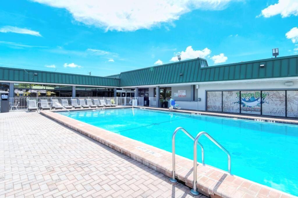 Waterfront, Pool, Tiki Bar & Grill, Gym, Location! Leilighet Sarasota Eksteriør bilde